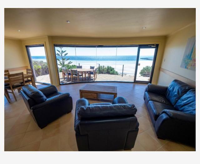 Cliff House Beachfront Villas Moonta Esterno foto